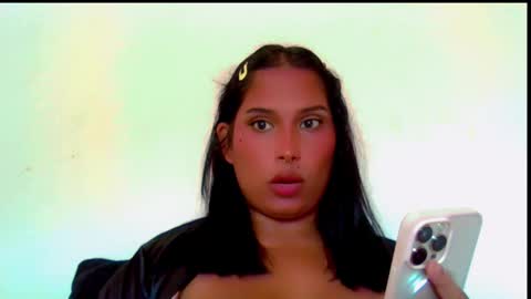 Snapshot of pocahontasexxy chatting on 10, 10, 2025 DaniellaBaby online show from 10, 10, 2025