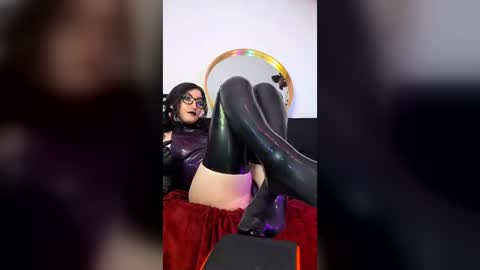 pocket_devil online show from 7, 8, 2026