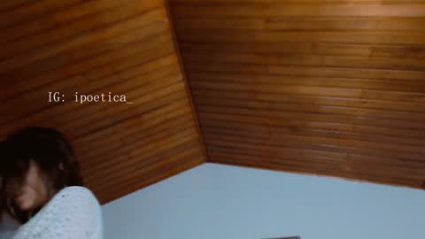 Snapshot of poeeticaa_ chatting on 5, 2, 2025 IG ipoetica online show from 5, 2, 2025