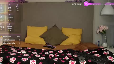  Luna  online show from 11, 2, 2025