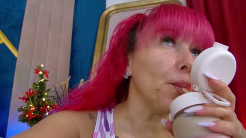 poison_milf_ online show from 17, 12, 2025