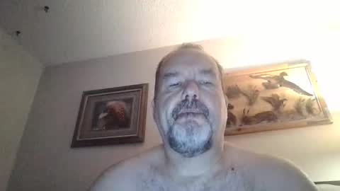Snapshot of polarisman74 chatting on 22, 5, 2026 polarisman74 online show from 22, 5, 2026