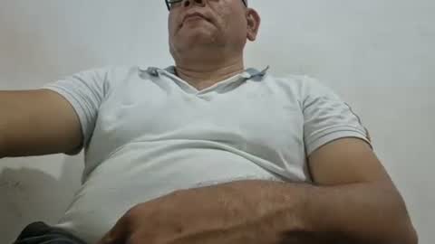 Snapshot of poli475 chatting on 29, 1, 2025 poli online show from 29, 1, 2025