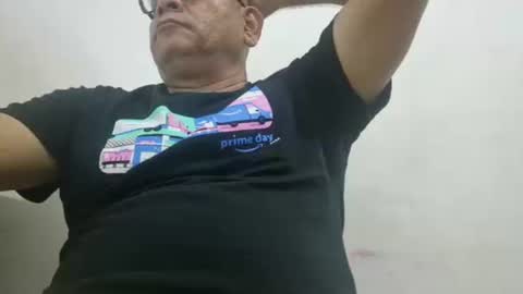 Snapshot of poli475 chatting on 9, 3, 2025 poli online show from 9, 3, 2025