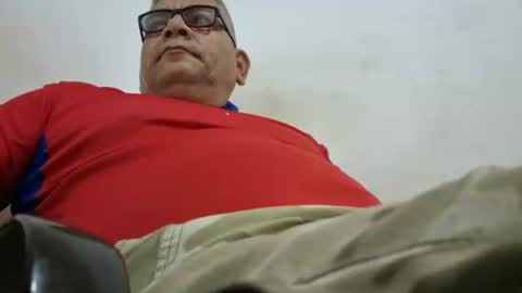 Snapshot of poli475 chatting on 11, 3, 2025 poli online show from 11, 3, 2025