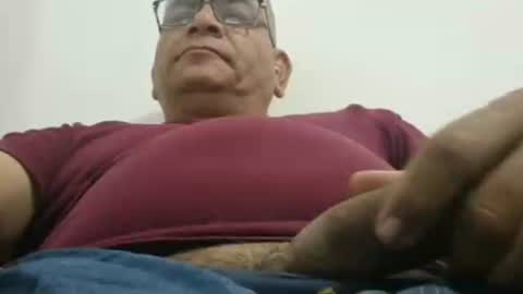 Snapshot of poli475 chatting on 3, 10, 2025 poli online show from 3, 10, 2025