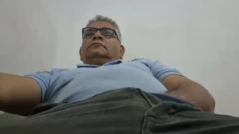 Snapshot of poli475 chatting on 28, 10, 2025 poli online show from 28, 10, 2025