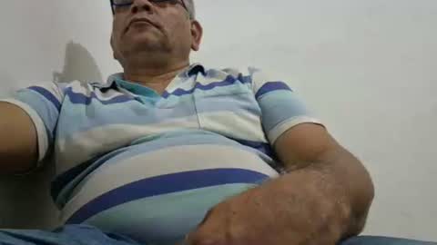 Snapshot of poli475 chatting on 7, 11, 2025 poli online show from 7, 11, 2025