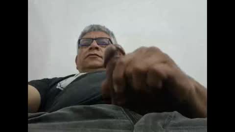 Snapshot of poli475 chatting on 16, 11, 2025 poli online show from 16, 11, 2025