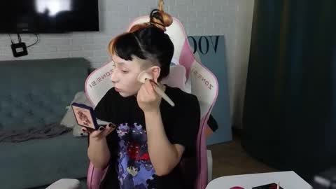 Candytrain online show from 23, 11, 2025