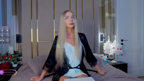 Snapshot of poliina chatting on 2, 1, 2025 Polina online show from 2, 1, 2025