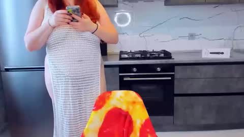 Polina online show from 5, 2, 2025