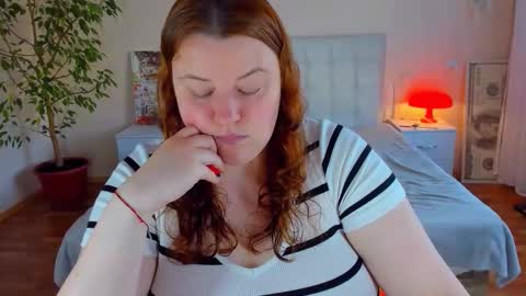 Snapshot of polinasallivan chatting on 20, 5, 2026 Polina online show from 20, 5, 2026
