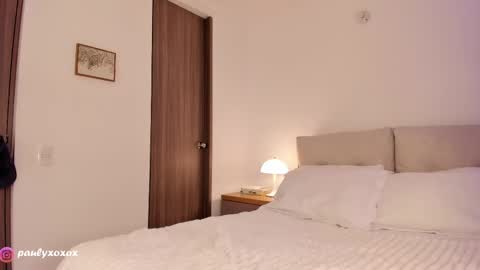 Polly online show from 23, 2, 2025