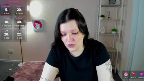 Polly online show from 25, 9, 2025