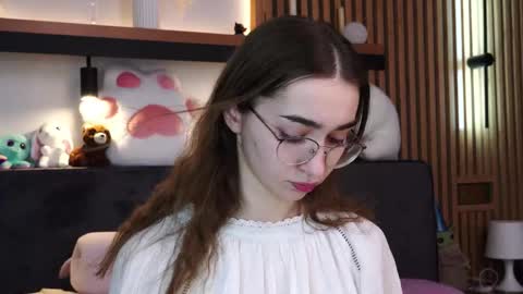 Polly online show from 7, 2, 2026