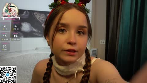 Snapshot of polly_dollie_ chatting on 25, 12, 2024 Renet online show from 25, 12, 2024