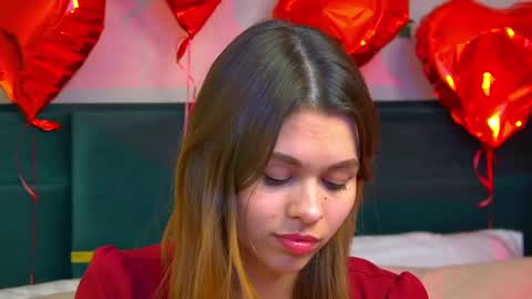 Polly online show from 15, 2, 2025