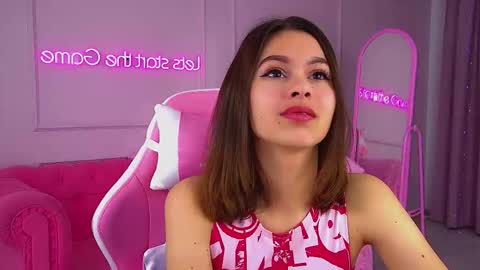 Polly online show from 4, 10, 2025