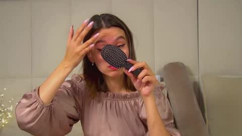 Polly online show from 13, 10, 2025