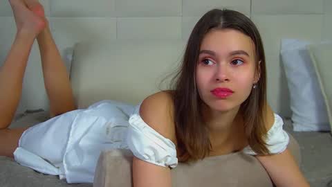 Polly online show from 25, 2, 2026