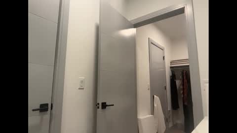 Snapshot of pollyyypocket chatting on 15, 11, 2025 Polly Pocket online show from 15, 11, 2025