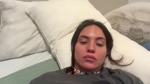 Snapshot of pollyyypocket chatting on 16, 11, 2025 Polly Pocket online show from 16, 11, 2025