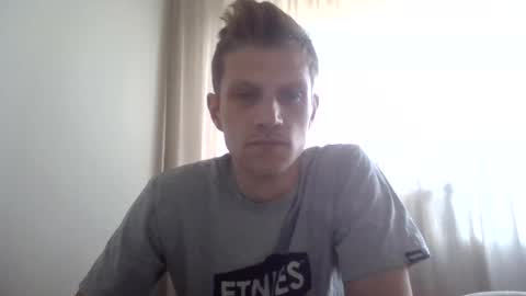 Snapshot of polsenos chatting on 7, 7, 2026 polsenos online show from 7, 7, 2026