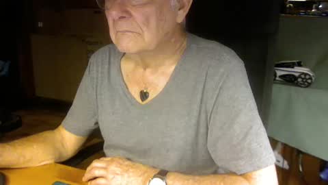 pomme1949 online show from 3, 2, 2025