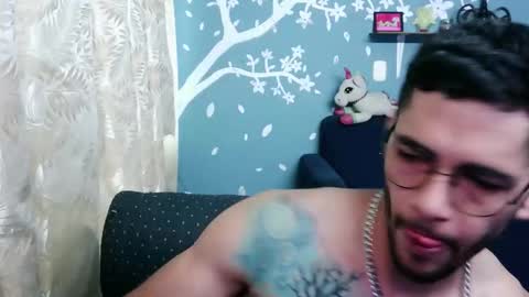 Snapshot of ponzothc chatting on 15, 11, 2025 ponzothc online show from 15, 11, 2025