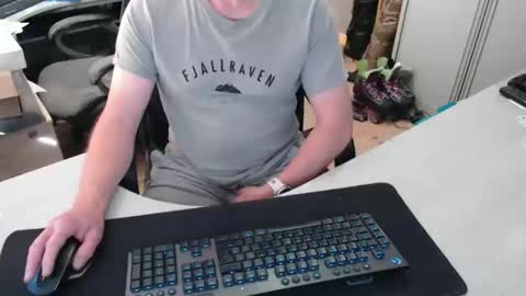 Dave online show from 7, 4, 2026