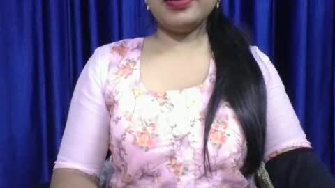 Snapshot of poojalady chatting on 28, 11, 2025 poojalady online show from 28, 11, 2025