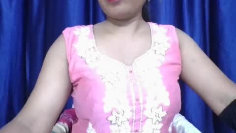 Snapshot of poojalady chatting on 10, 7, 2026 poojalady online show from 10, 7, 2026