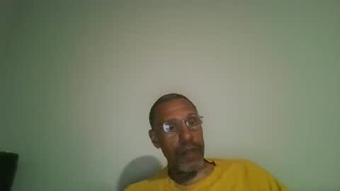 Snapshot of poolguy2496 chatting on 14, 11, 2025 poolguy2496 online show from 14, 11, 2025