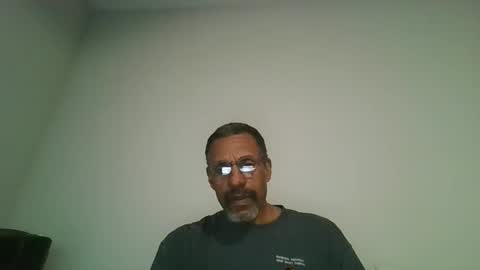 Snapshot of poolguy2496 chatting on 5, 12, 2025 poolguy2496 online show from 5, 12, 2025