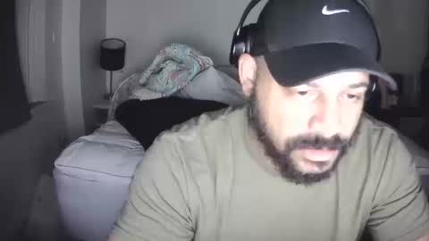 Snapshot of popfizzt chatting on 14, 10, 2025 popfizzt online show from 14, 10, 2025