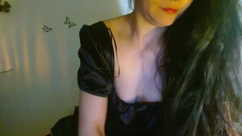 porcelainlux online show from 22, 1, 2025