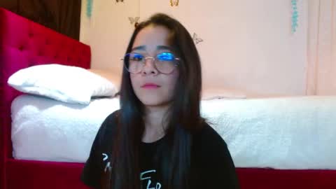 porcelainlux online show from 12, 2, 2025