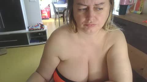 MelissOfficial online show from 13, 4, 2026