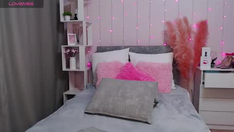 Masha  online show from 26, 2, 2025