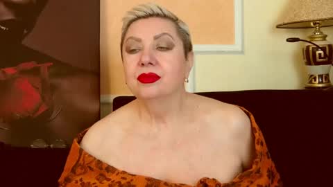 Snapshot of posh_lady chatting on 27, 5, 2026 LADY POSH online show from 27, 5, 2026