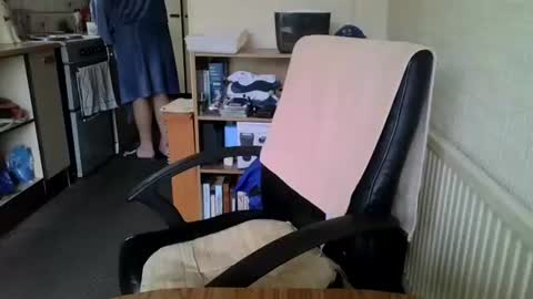 poshman65 online show from 3, 10, 2025