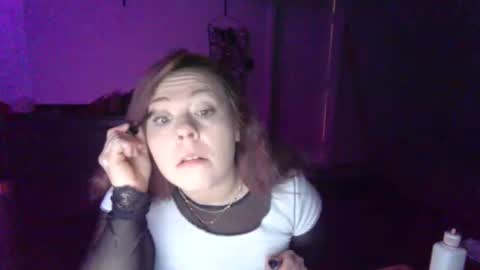 posionedxpeach online show from 24, 10, 2025