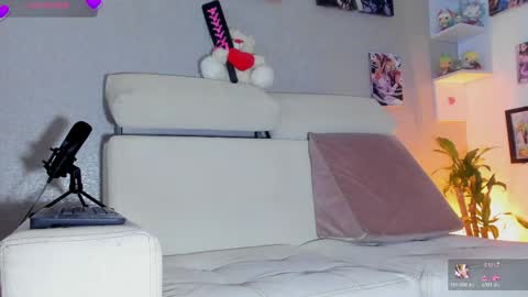 power_girl69 online show from 5, 4, 2026