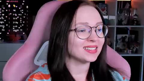 Snapshot of power_robynn chatting on 19, 7, 2026 Robyn online show from 19, 7, 2026
