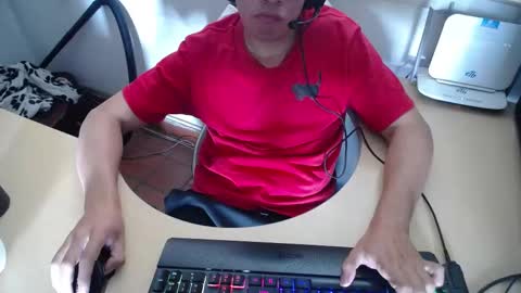 Snapshot of powerfulzeus2 chatting on 4, 10, 2025 powerfulzeus2 online show from 4, 10, 2025