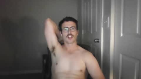 Snapshot of pphoto_95 chatting on 28, 10, 2025 Redd online show from 28, 10, 2025