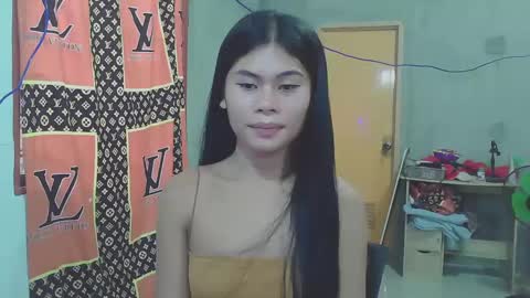 Snapshot of precious_athena chatting on 2, 2, 2025 precious_athena online show from 2, 2, 2025