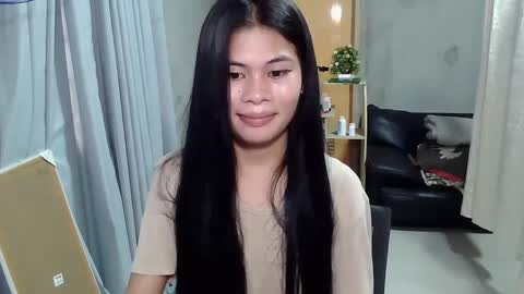 Snapshot of precious_athena chatting on 7, 3, 2025 precious_athena online show from 7, 3, 2025