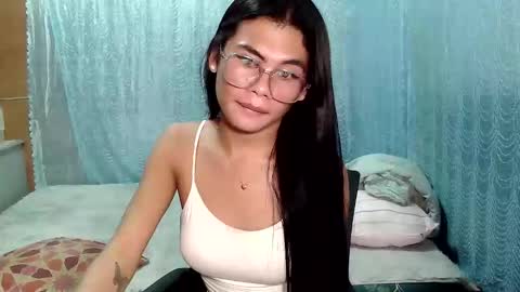 Snapshot of precious_athena chatting on 11, 10, 2025 precious_athena online show from 11, 10, 2025